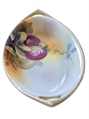 1890s-1920 Nippon Hand-Painted Porcelain Serving Bowl – Floral Motif, Gold Gilt